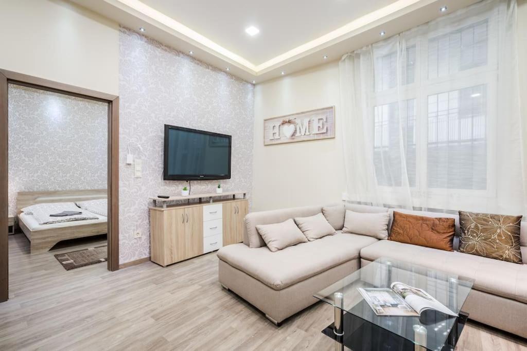 ブダペストSzalag Utca 6 Luxurious Flat Castle Districtアパートメント エクステリア 写真
